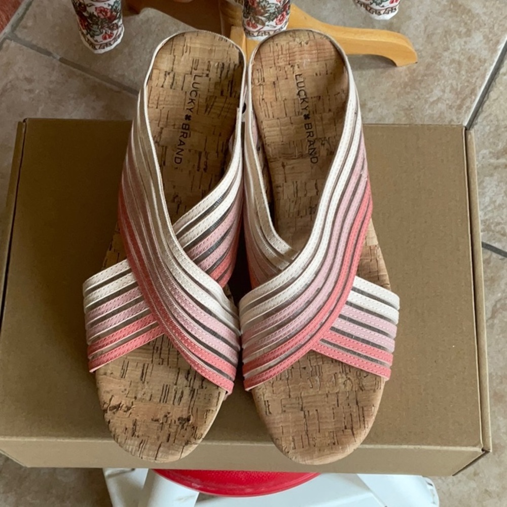 LUCKY Pink/Beige Mykayla Wedge Sandals Size 9/40, NWT